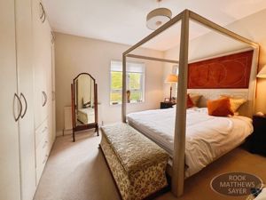 Photo 18- click for photo gallery